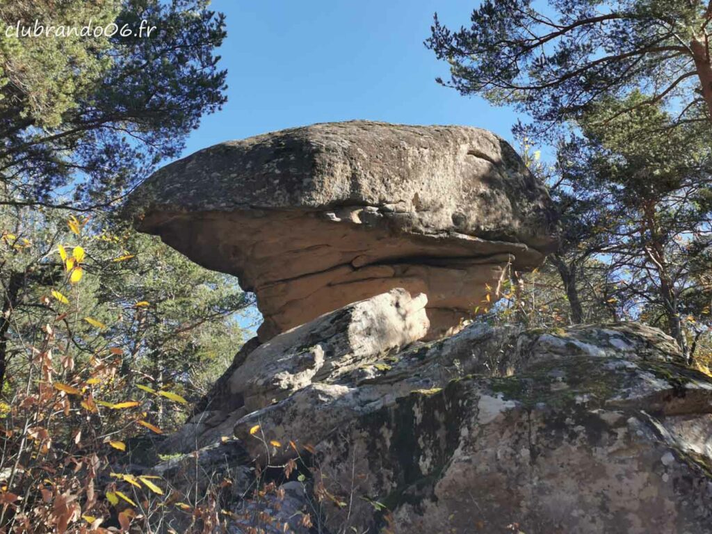 Rando Braux Argenton clubrando06 grès d'annot rocher insolite
