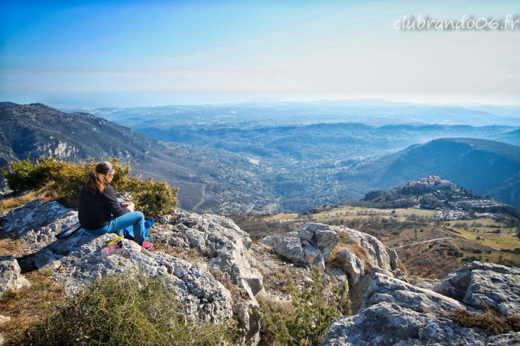 Gourdon french riviera hiking perched village teambuilding